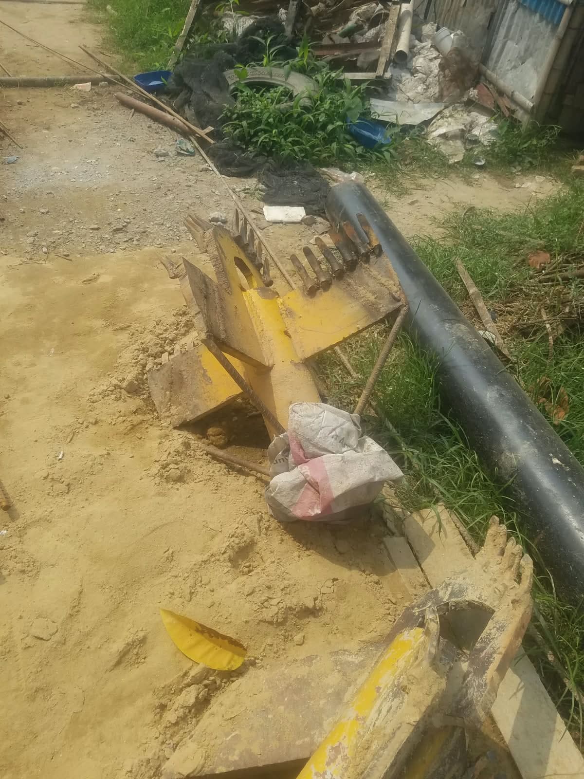 Site team operating the drilling rig